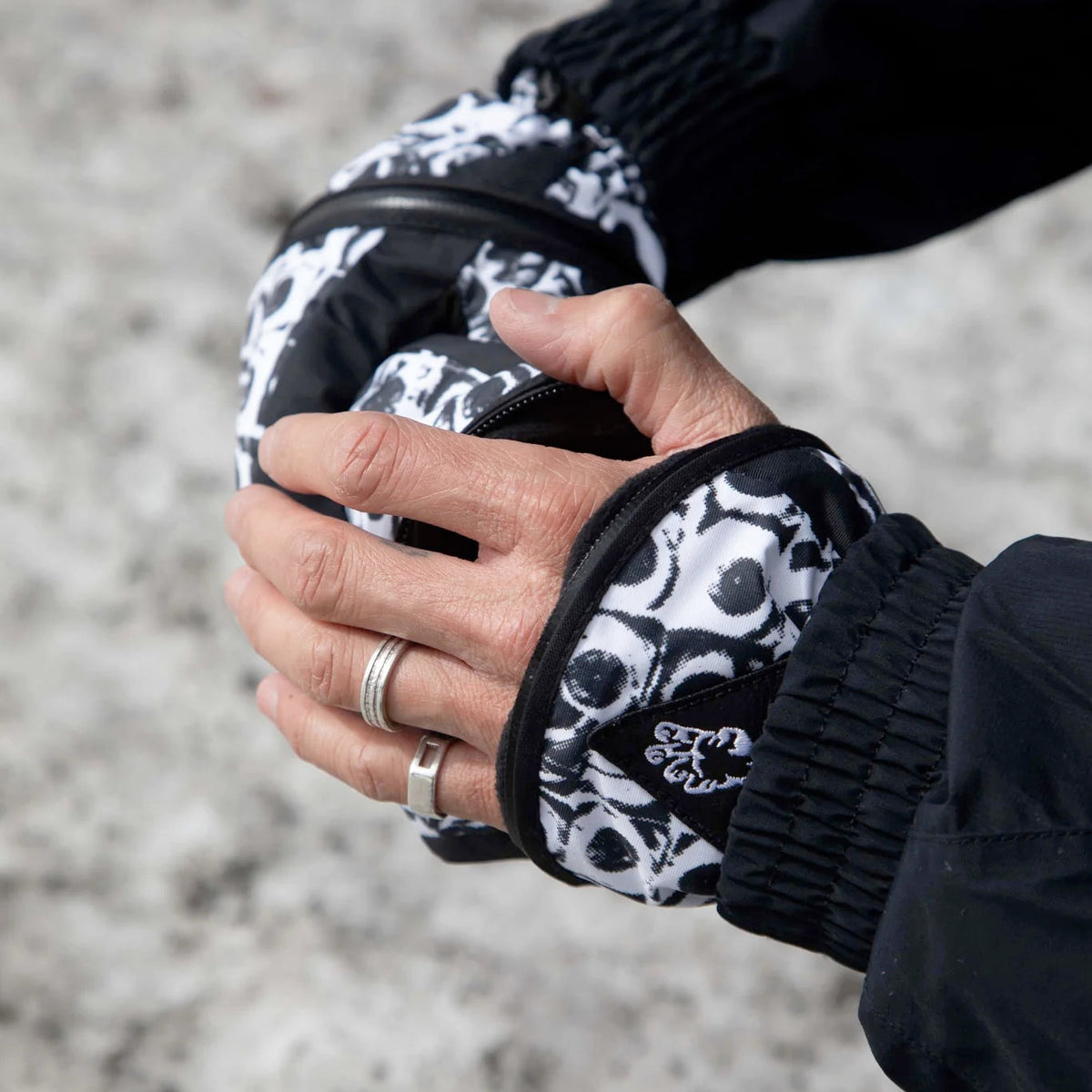 deathgrip ghoul gloves